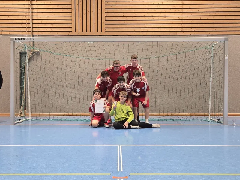 Hallenturnier in Behringen – Starker Kampfgeist unserer D2-Jugend 🥋😶‍🌫️