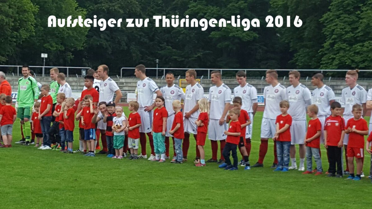 Selbst der Wetter-Gott war gestern Wacker-Mitglied