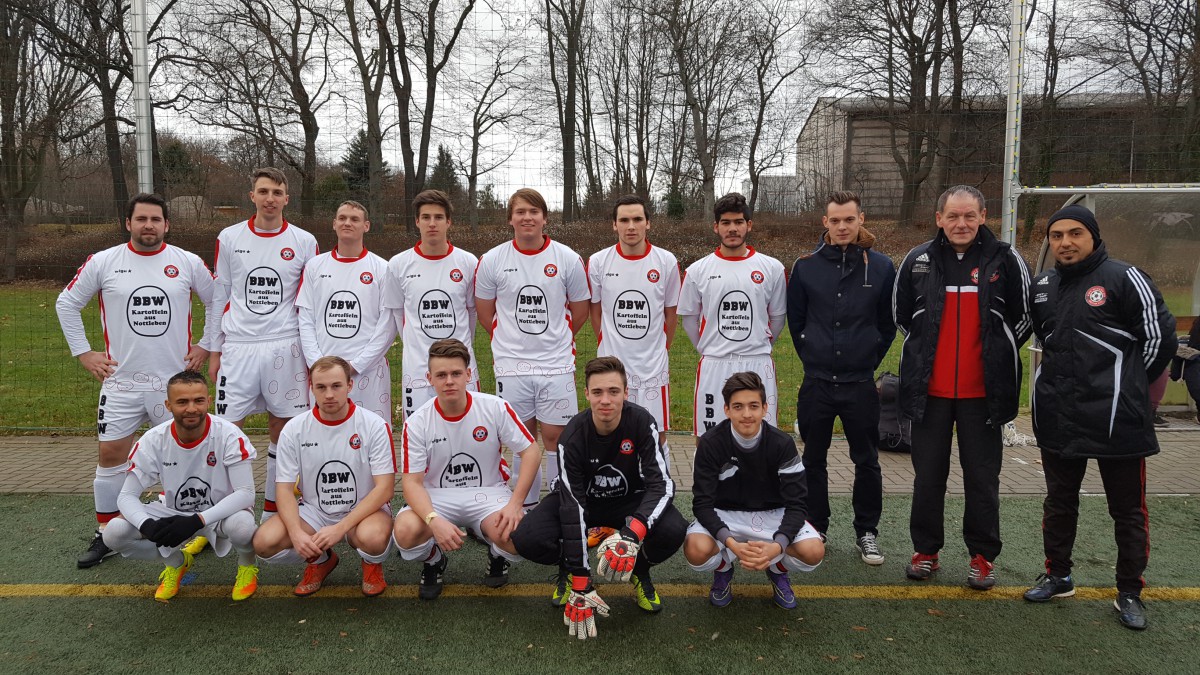 Auch Vereinsvorsitzende freuen sich über Geschenke