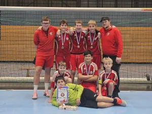 Starker Auftakt, harte Lektionen – unser letzter Hallenauftritt 2025 ✨️⚽️