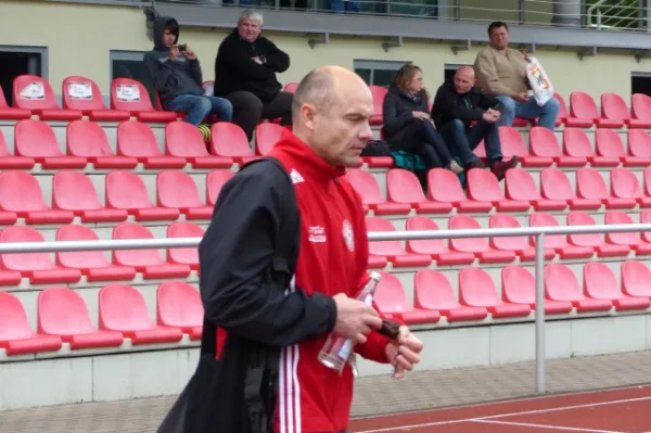 Letztes Oberliga-Heimspiel + Verabschiedung Bühner