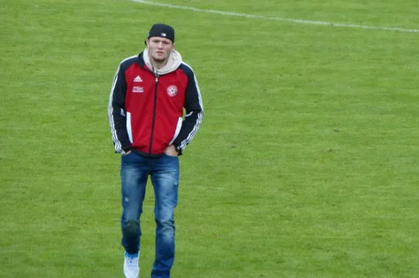 Letztes Oberliga-Heimspiel + Verabschiedung Bühner