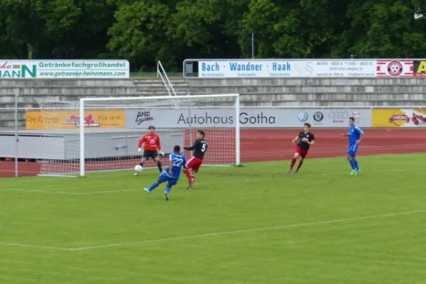 Letztes Oberliga-Heimspiel + Verabschiedung Bühner