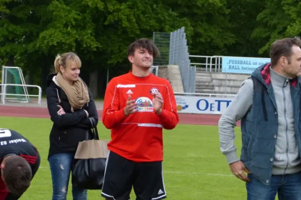 Letztes Oberliga-Heimspiel + Verabschiedung Bühner