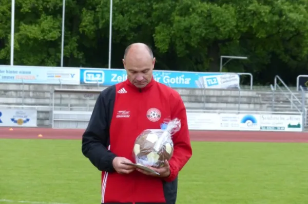 Letztes Oberliga-Heimspiel + Verabschiedung Bühner
