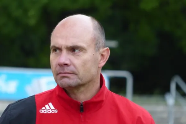 Letztes Oberliga-Heimspiel + Verabschiedung Bühner