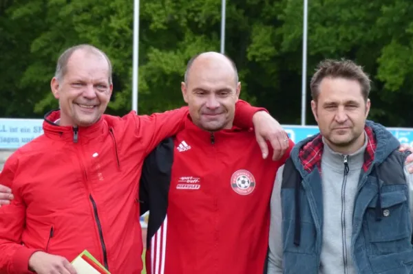 Letztes Oberliga-Heimspiel + Verabschiedung Bühner