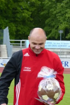 Letztes Oberliga-Heimspiel + Verabschiedung Bühner