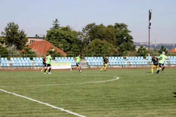 Alte Herren: Internationaler Sommercup in Prag