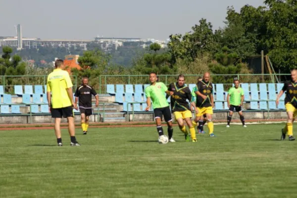 Alte Herren: Internationaler Sommercup in Prag